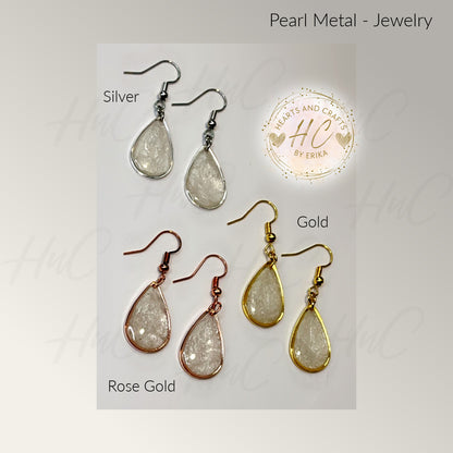 Pearl Collection - Medium Drop Hook Dangle (White)